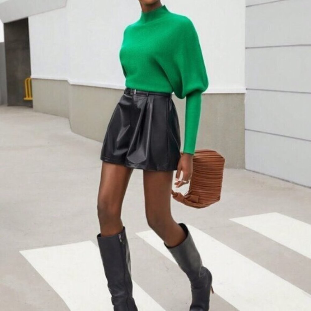 Green Casual Womens Mock Neck Batwing Sleeve Sweater